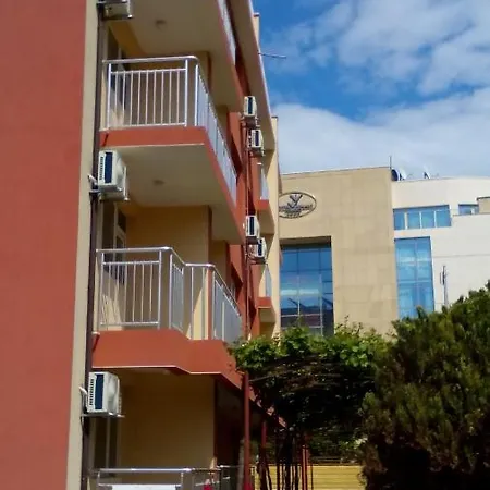 Хотел Зора Otel