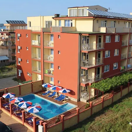 Otel Хотел Зора Primorsko